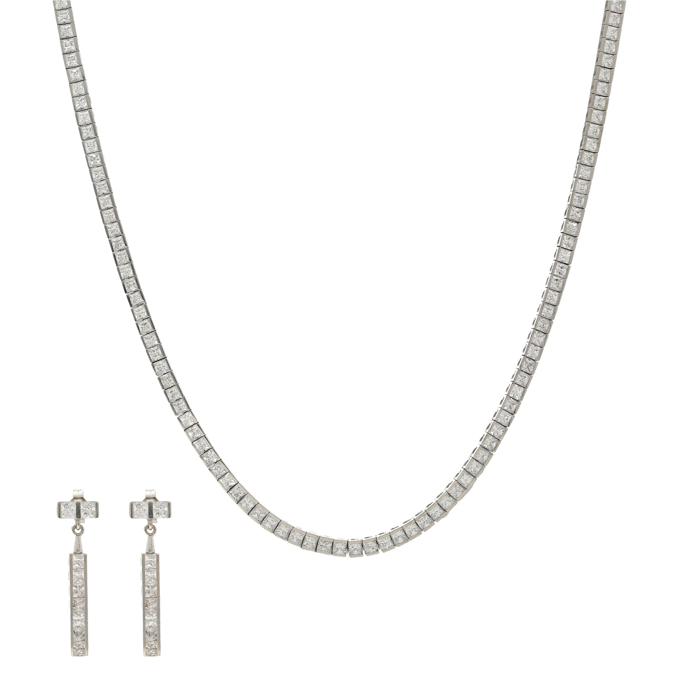 22K White Gold & CZ Stone Necklace Set (33.7gm)
