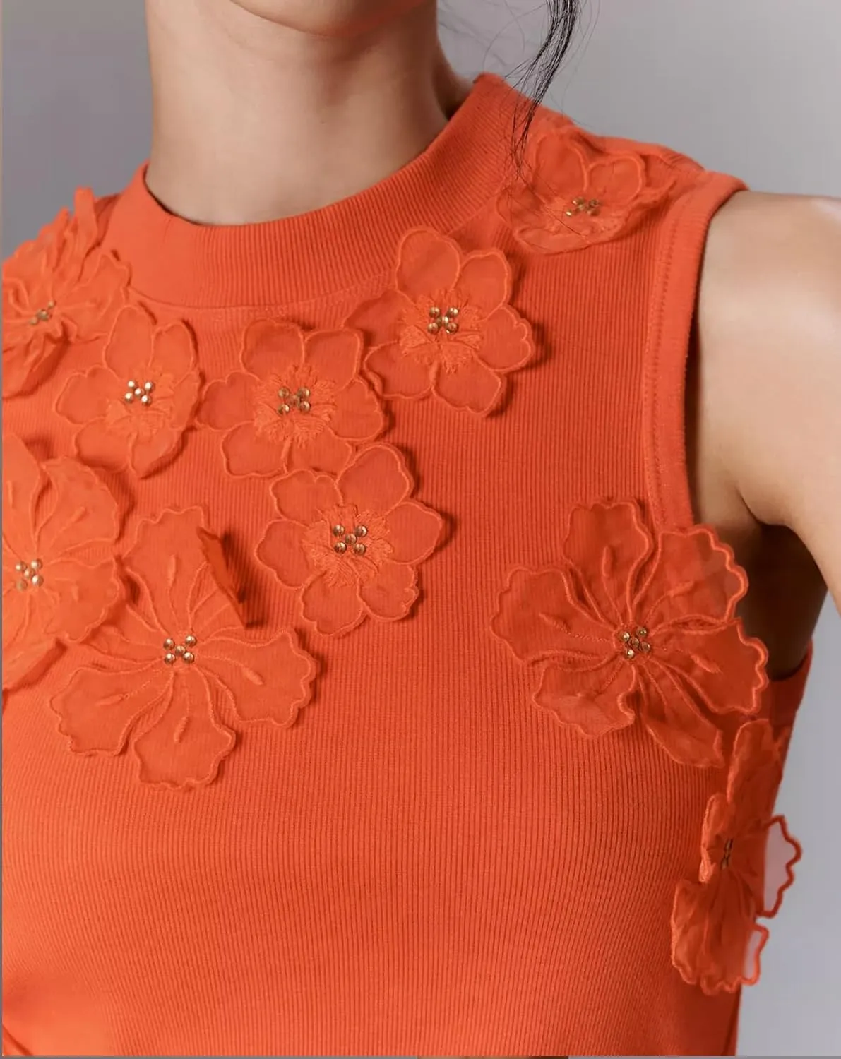 3-D Floral Applique Sleeveless Tops for Women Summer Ribbed Knit Slim Fitted Crop Tank Tops Shirts