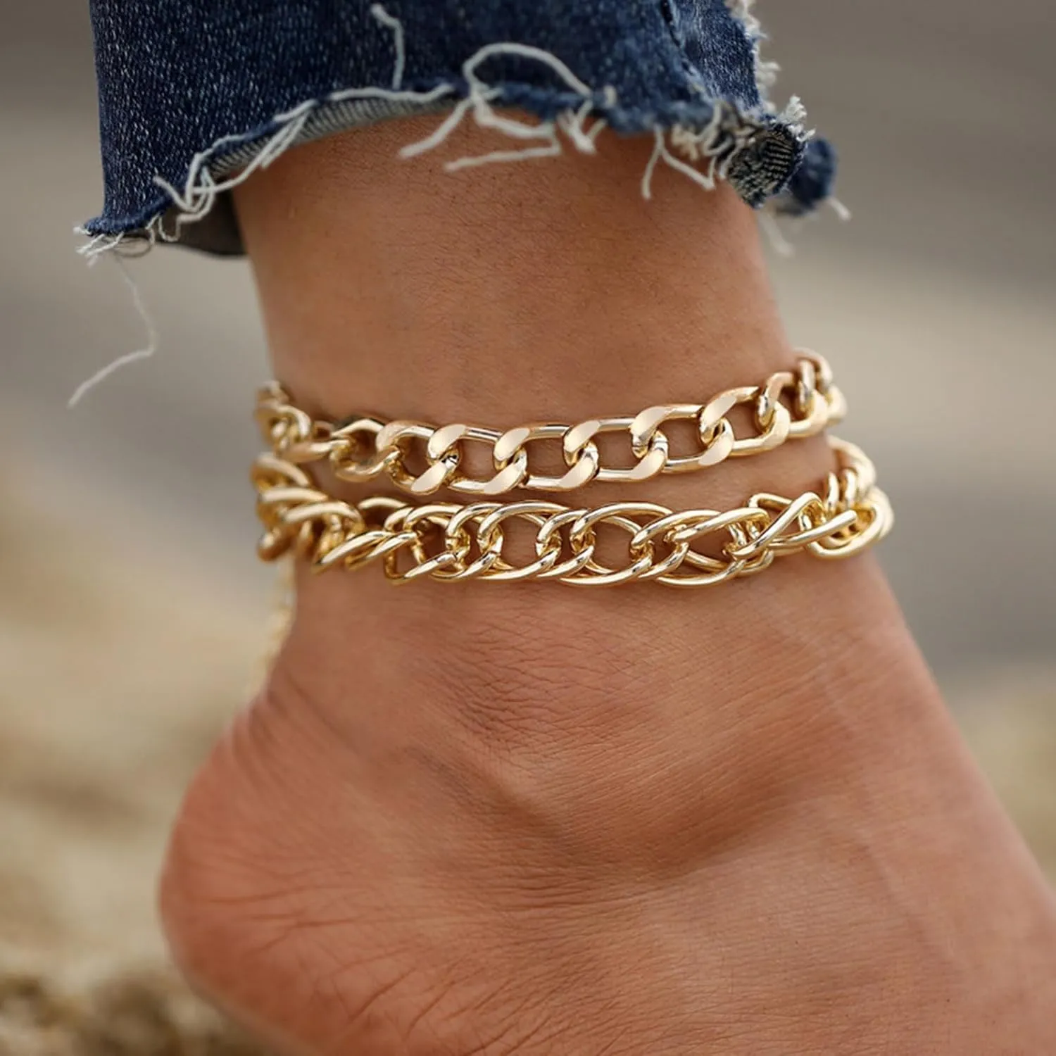 Ankle Bracelets for Women Layered Gold Anklets for Women Trendy Summer Beach Vacation Jewelry Cuba Paperclip Anklets Dainty Link Chain Anklets Foot Jewelry Gifts