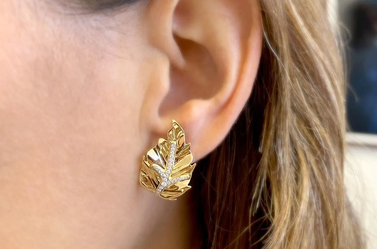Earrings 18kt Gold Yellow Leaves & Diamonds Omega Back