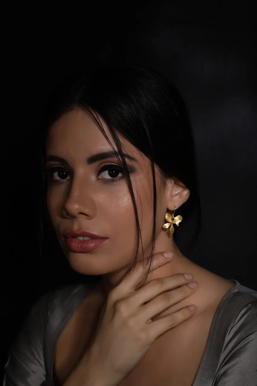 jewelry - berserk - gold plated asymmetric floral loops
