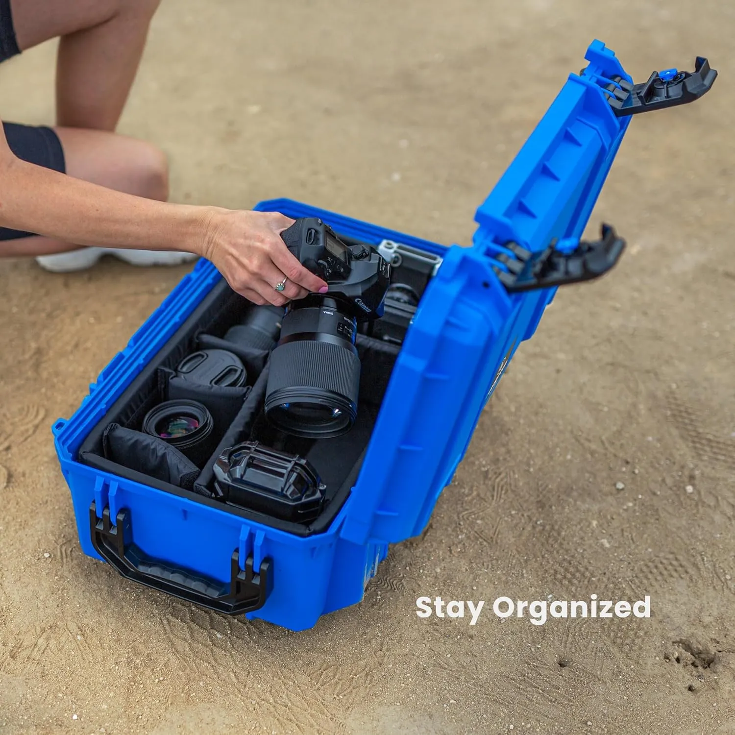 Seahorse 830 Protective Travel Suitcase - TSA Approved/Mil Spec / IP67 Waterproof/USA Made