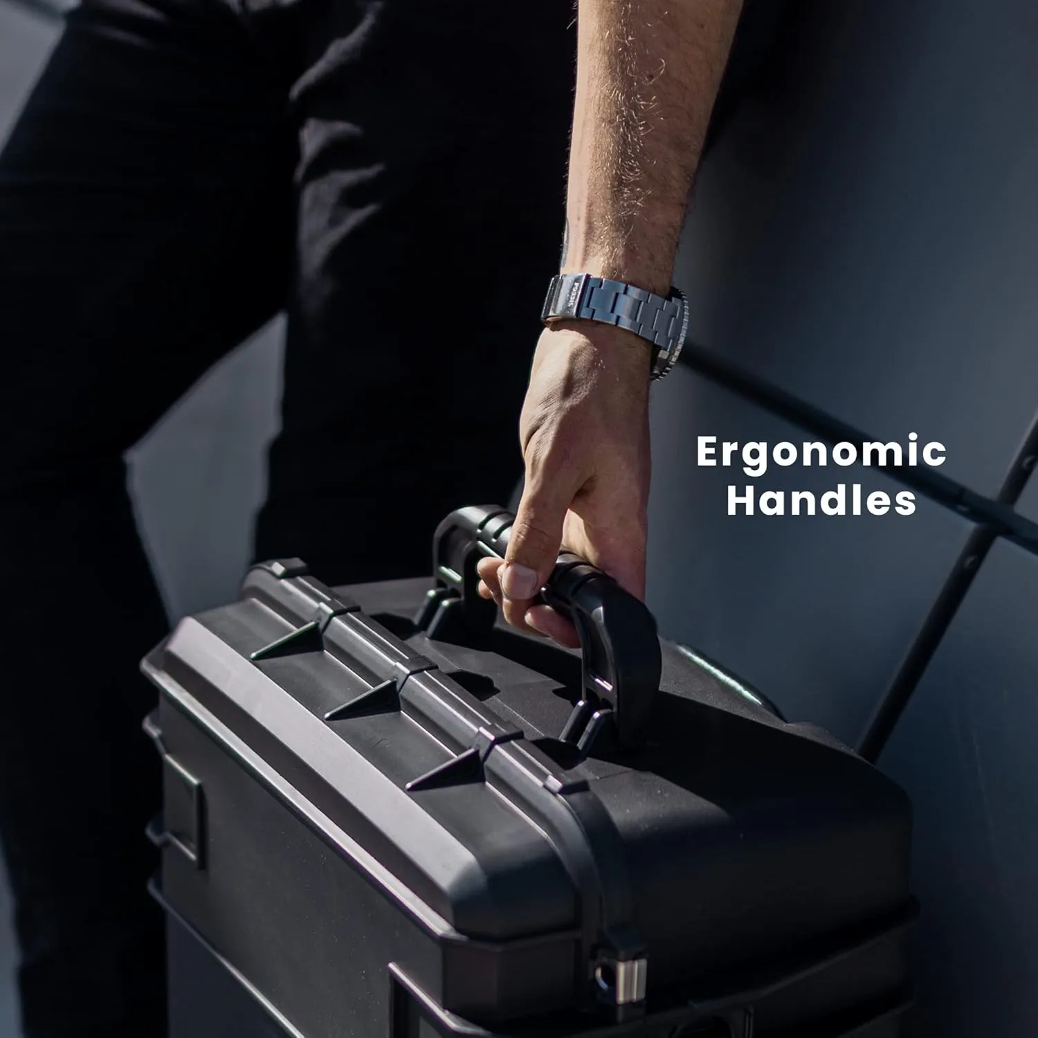 Seahorse 920 Protective Travel Suitcase - TSA Approved/Mil Spec / IP67 Waterproof/USA Made