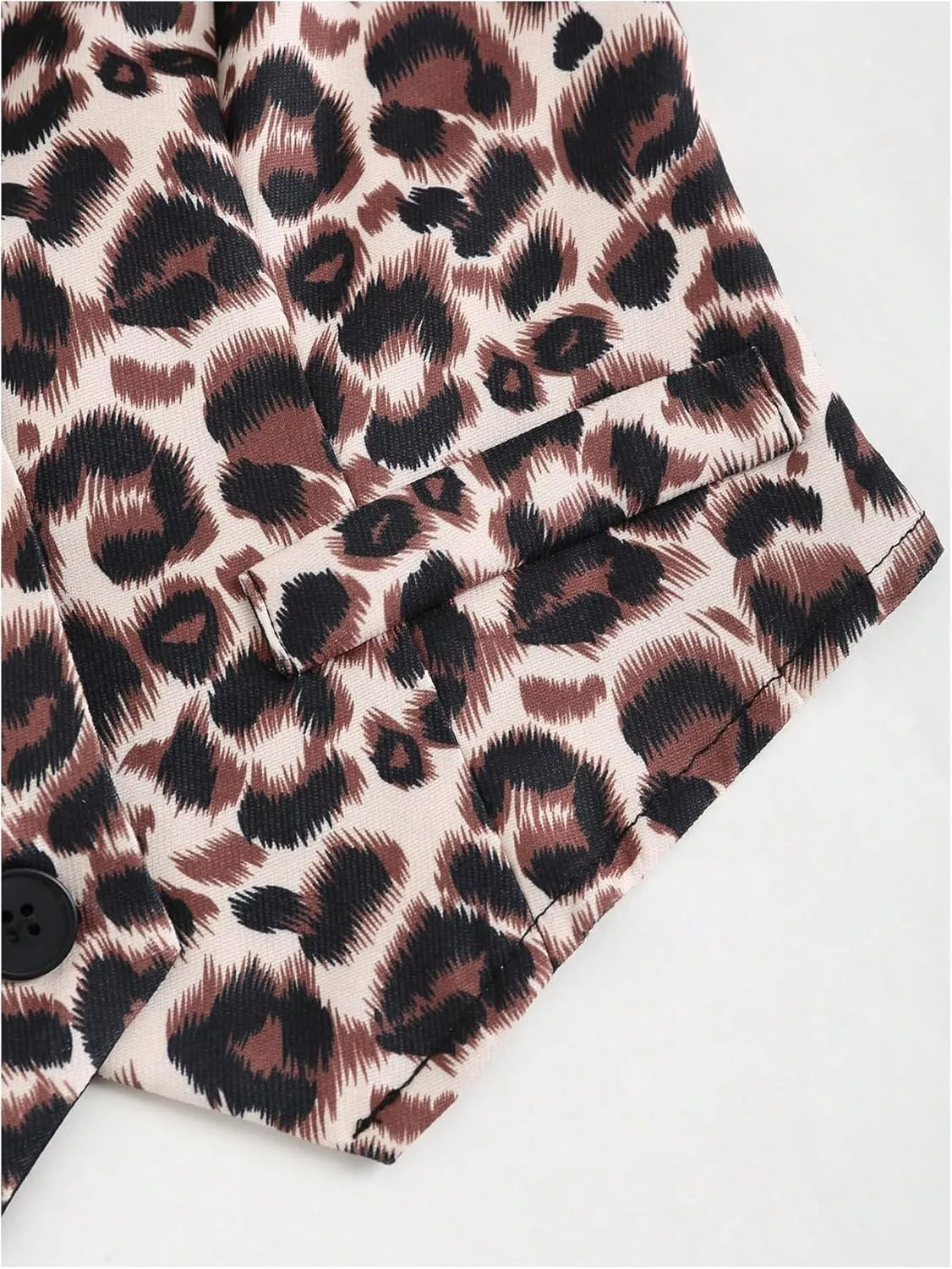 WDIRARA Women's Leopard Print Blazer Vest Button Front Halter Vest Crop Top