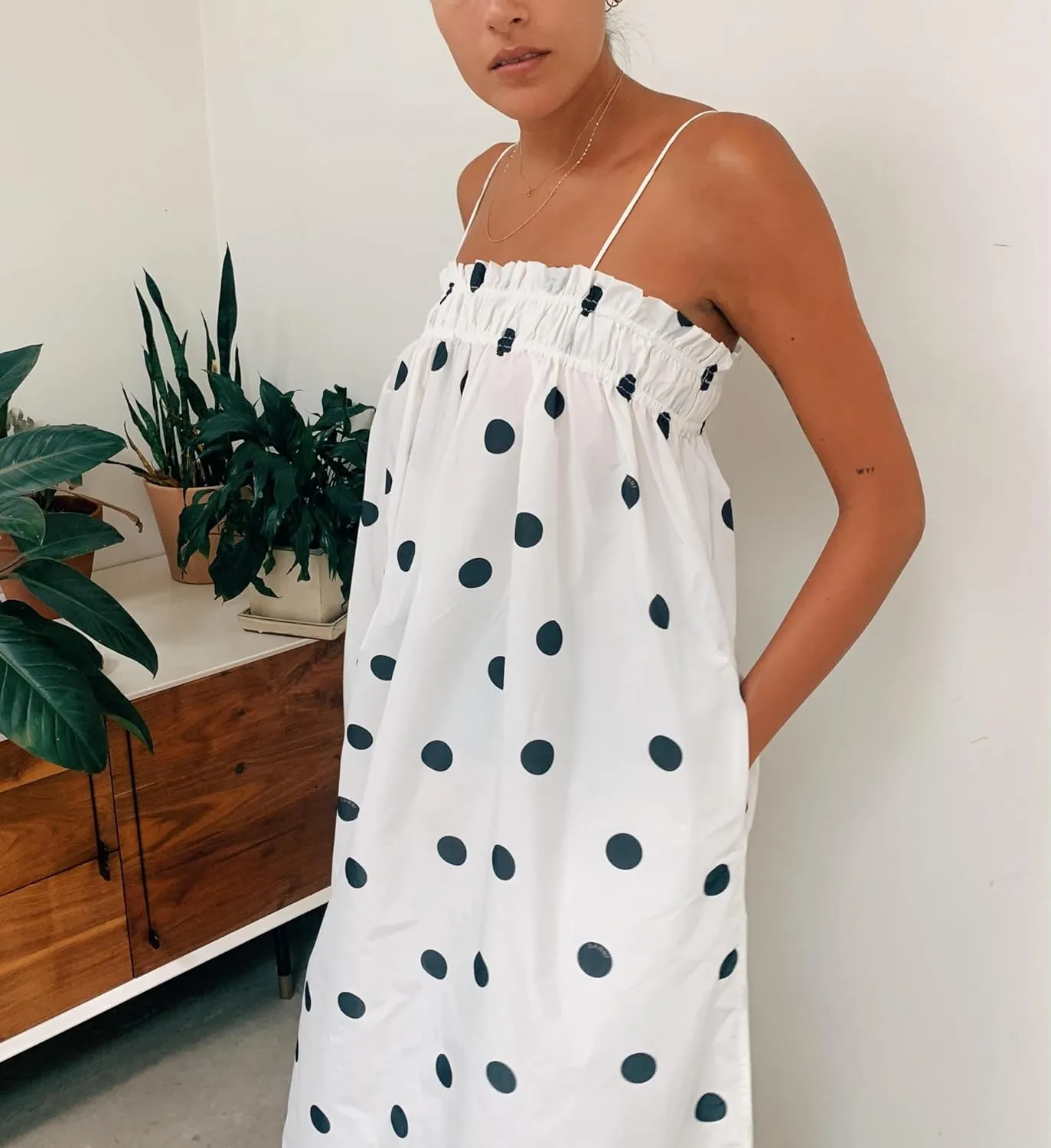 Women Boho Cami Long Dress Polka Dot Spaghetti Strap Flowy Maxi Dress 2025 Summer Beach Vacation Sundress