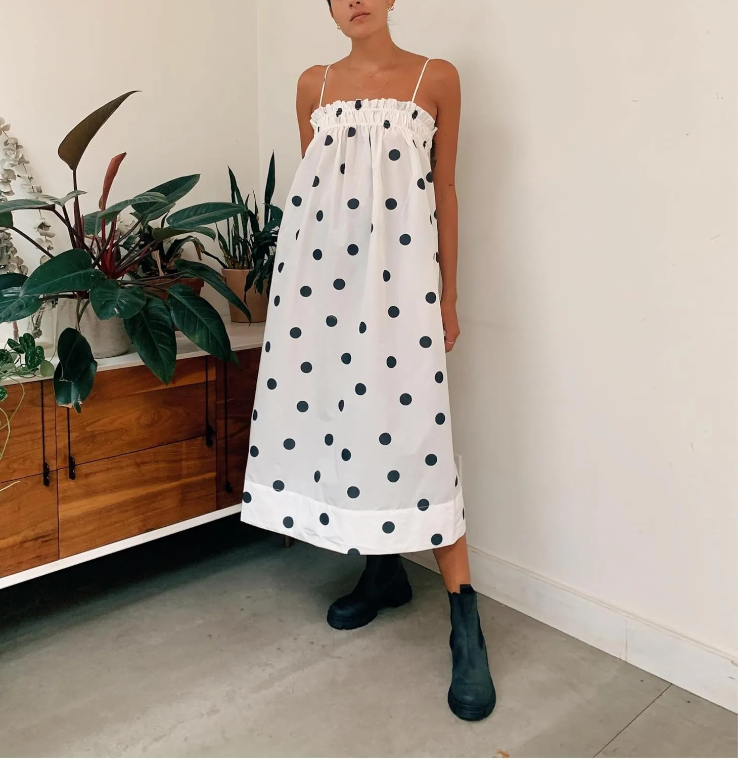 Women Boho Cami Long Dress Polka Dot Spaghetti Strap Flowy Maxi Dress 2025 Summer Beach Vacation Sundress